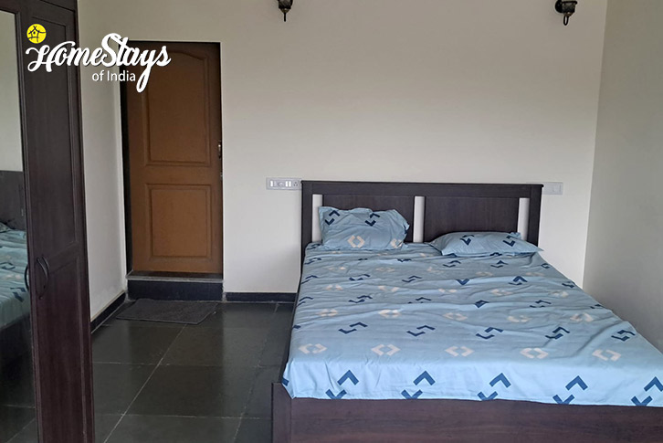 Classic-Room-3-Fruitful Acres Farmstay, Kolad-Raigad