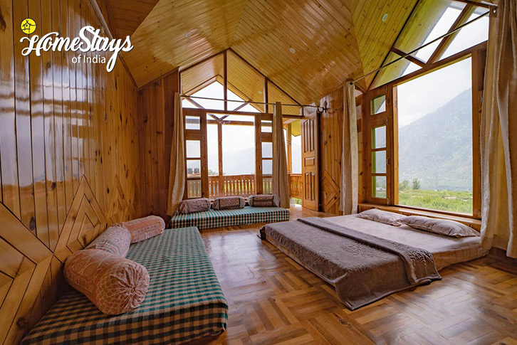 Classic-Room-3-Verdant Vista Homestay-Naggar