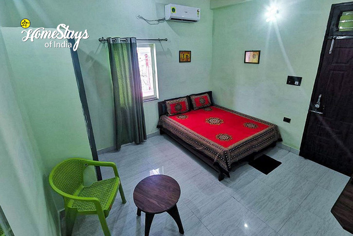 Classic-Room-4-Gratitude Homestay, Tapovan-Rishikesh