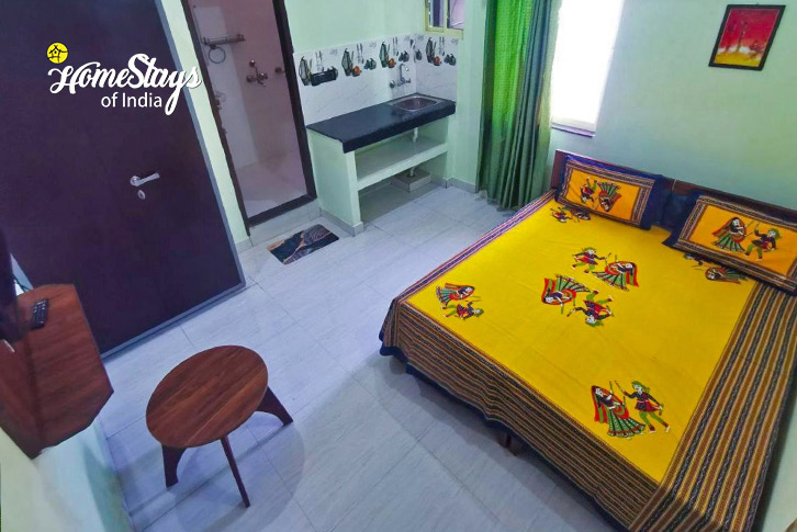 Classic-Room-5-Gratitude Homestay, Tapovan-Rishikesh