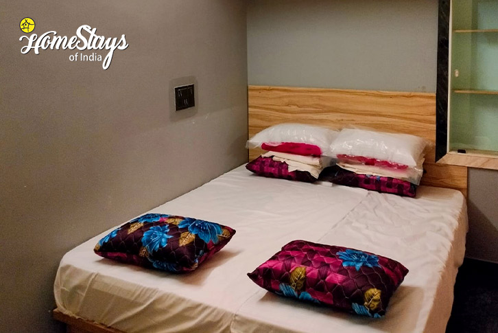 Classic-Room-Urban Escape Homestay-Coimbatore