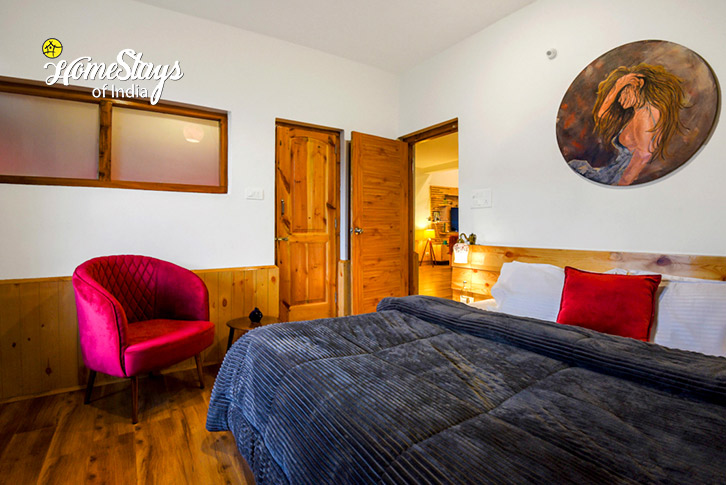 Classic-room-1-Celestia Boutique Homestay-Naggar