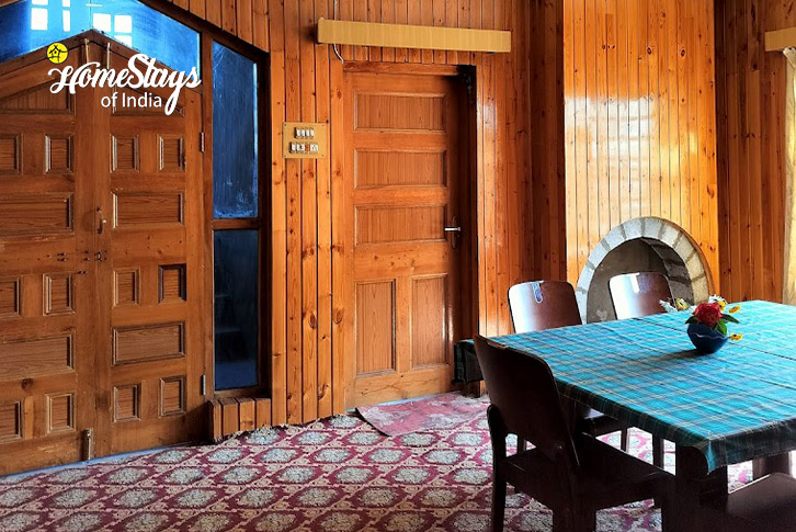 Common-Area-The Emerald Cottage-Baramulla