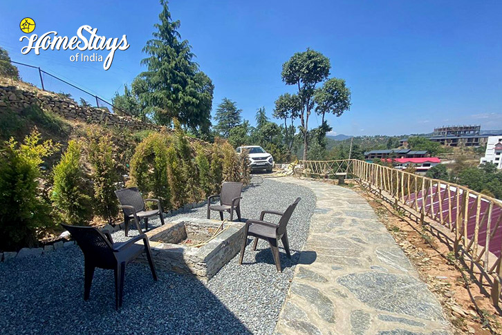 Common-Sitout-Lazy Dreams Homestay-Chail