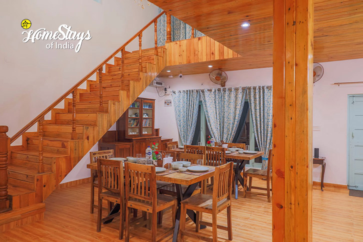 Dining-The Nine Petals Homestay-Naukuchiatal 