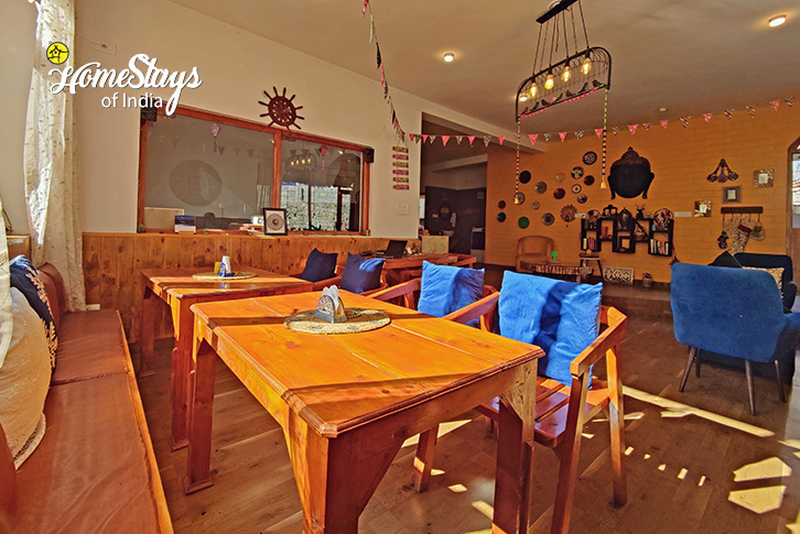 Dining-area-1-Celestia Boutique Homestay-Naggar