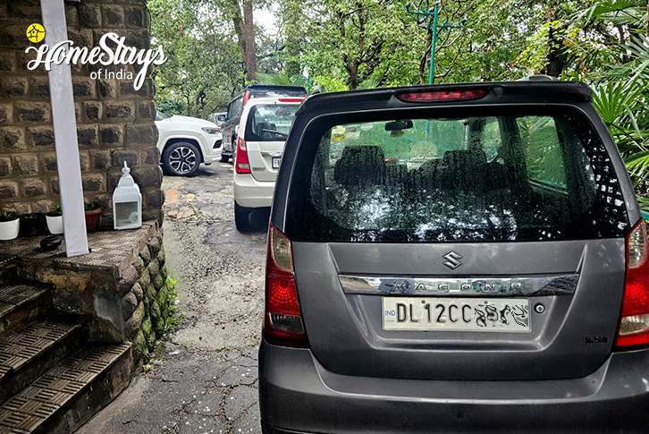 Drive-in-Upto-the-door-The Antique Abode Heritage Homestay, Shimla