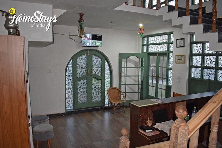 Entrance-Truly Local Homestay-Srinagar.