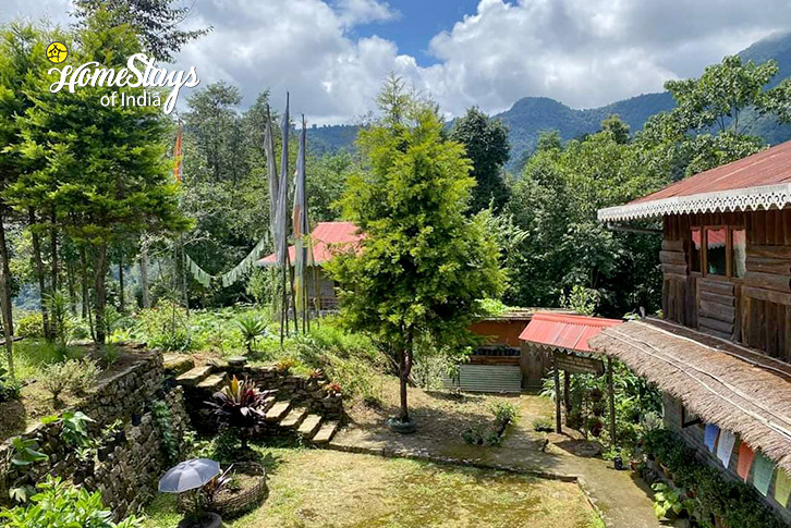 Exterior-Khecheopalri-Homestay-Sikkim