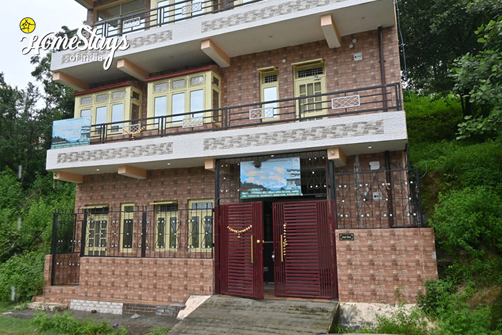 Exterior-2-Serene Valley Homestay, Talar-Almora