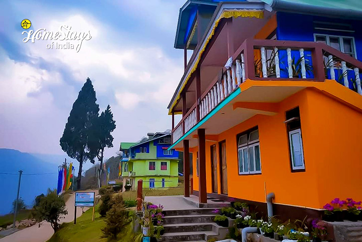 Exterior-2-Shining Star Homestay-Okhrey