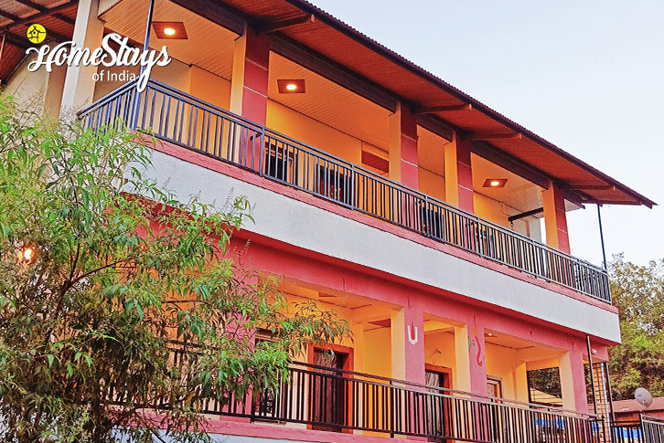 Exterior-2-Blissful Breeze Homestay-Matheran