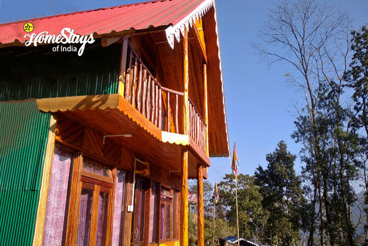 Exterior-Alpine Haven Homestay, Rishihat 