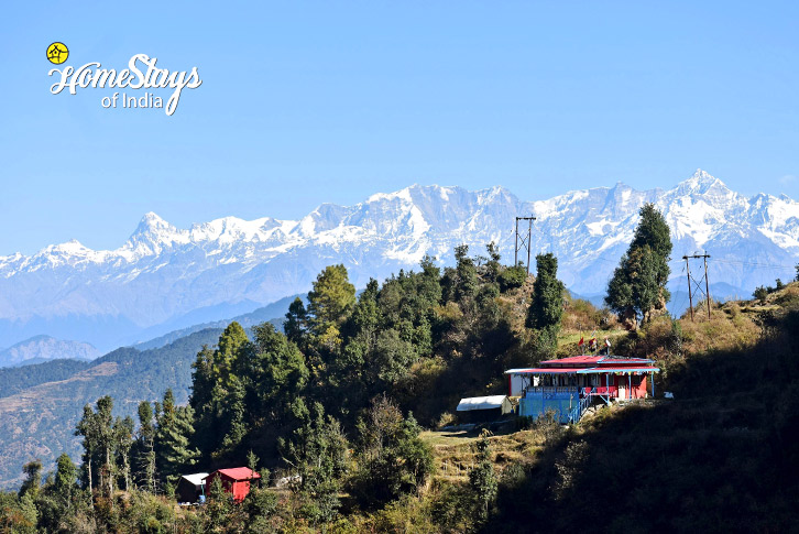 Exterior-View-Cloud Trails Homestay, Dhanolti