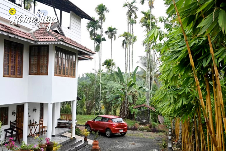 Exterior-view Meditating Woods Homestay-Wayanad