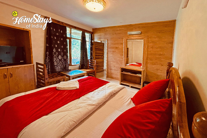 Family-Room-1.1-Magic Wood Homestay,Vashisht-Manali