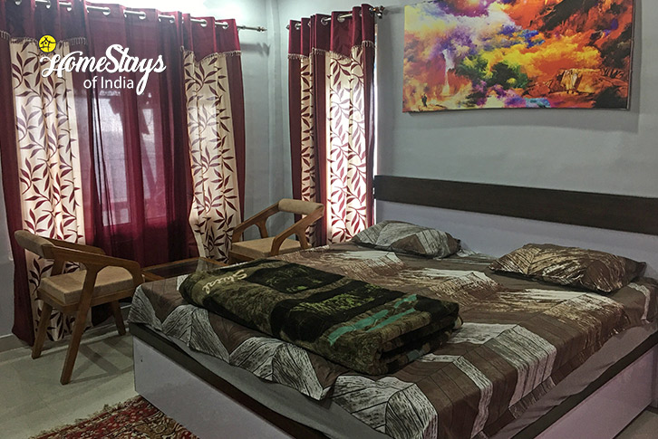 Family-Room-2-Cloud Trails Homestay, Dhanolti