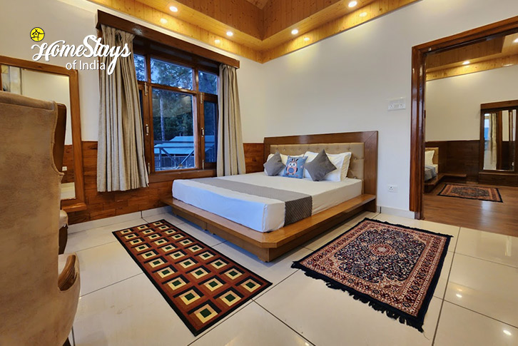 Family-Room-2.2-Radiance Homestay-Kumarsain, Narkanda