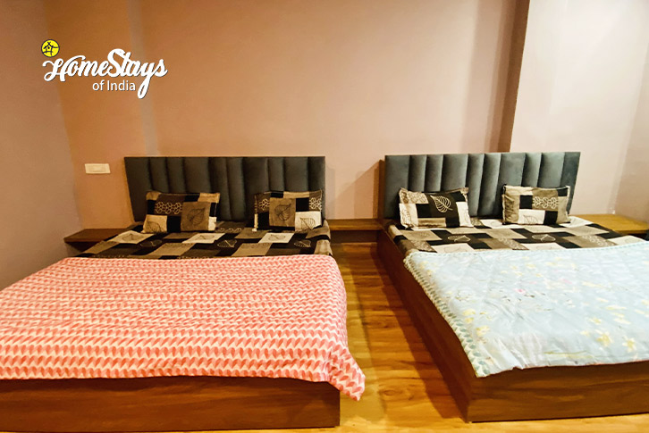 Family-Room-2.2-Serenity Haven Homestay-Ujjain 