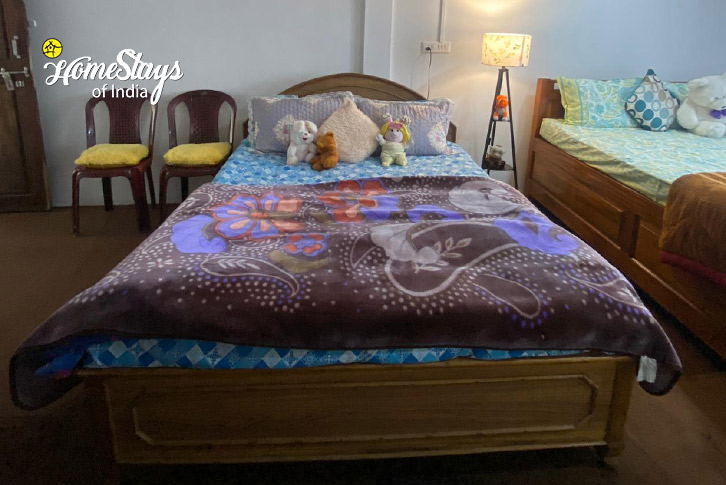 Family-room-1.1-Sunrise Crest Homestay, Rangbull-Darjeeling