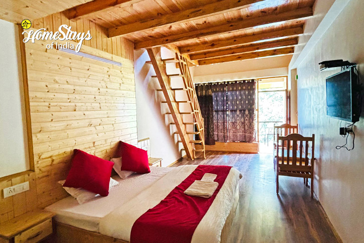 Famiy-Attic-1-Magic Wood Homestay,Vashisht-Manali