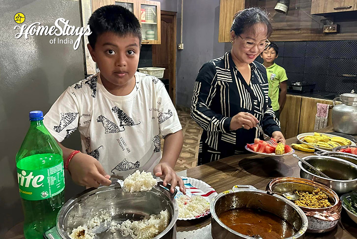 Food-Symphony Homestay-Ziro