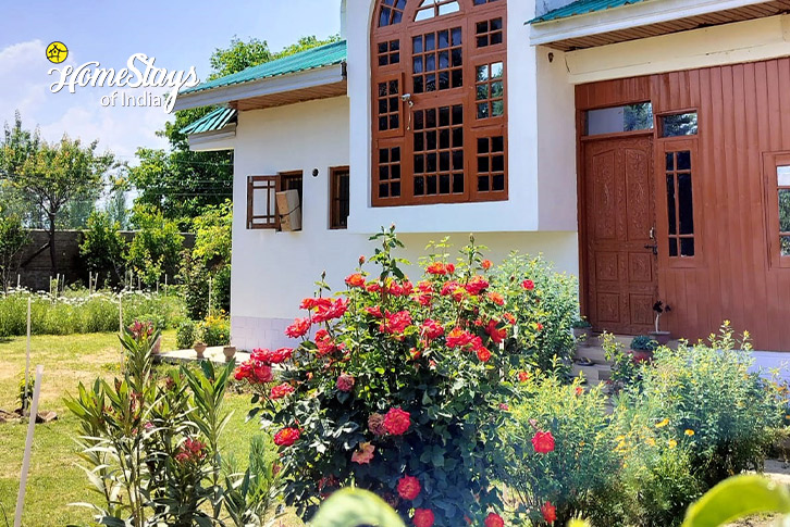 Garden-The Emerald Cottage-Baramulla