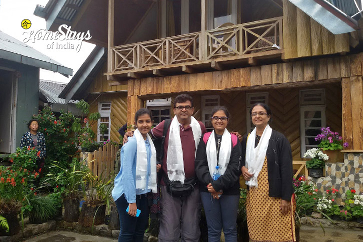 Guest-Mountain Bloom Homestay-Pelling