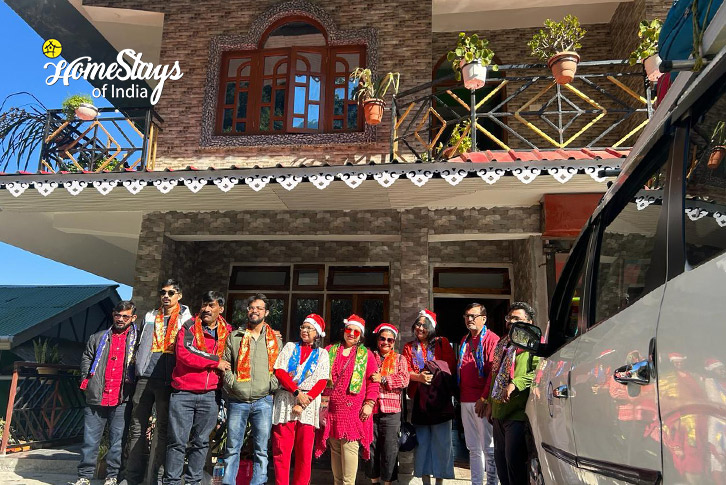 Happy-Guest-Soulful Peaks Homestay-Tadong-West Sikkim