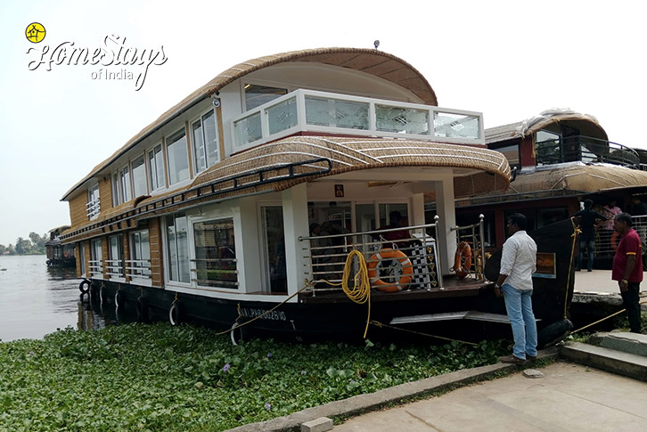 House-Boat-Pampa Riverside Community Homestay-Alleppey