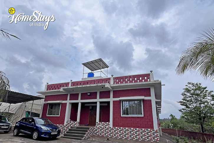 House-Front-Fruitful Acres Farmstay, Kolad-Raigad