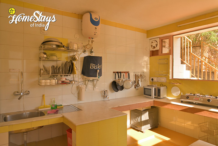 Kitchen-Kaphal Farmstay, Kempty-Mussoorie