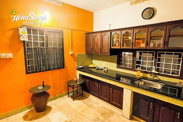 Kitchen--Palm Paradise Homestay-Kozhikode