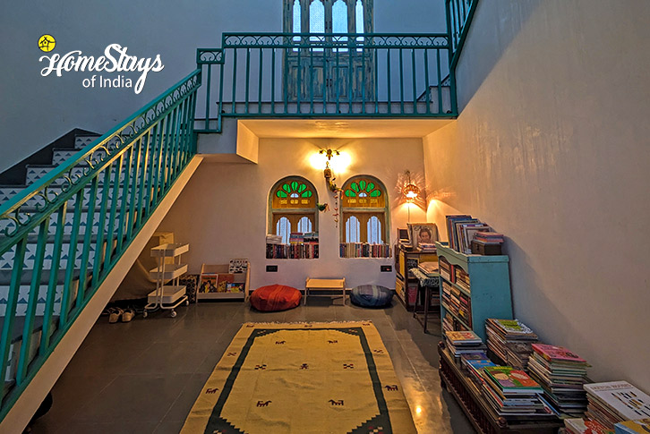 Library-The Creative Canvas Homestay-Udaipur