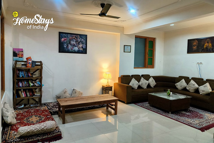 Living-Area-Satobari Homestay-Mcleodganj