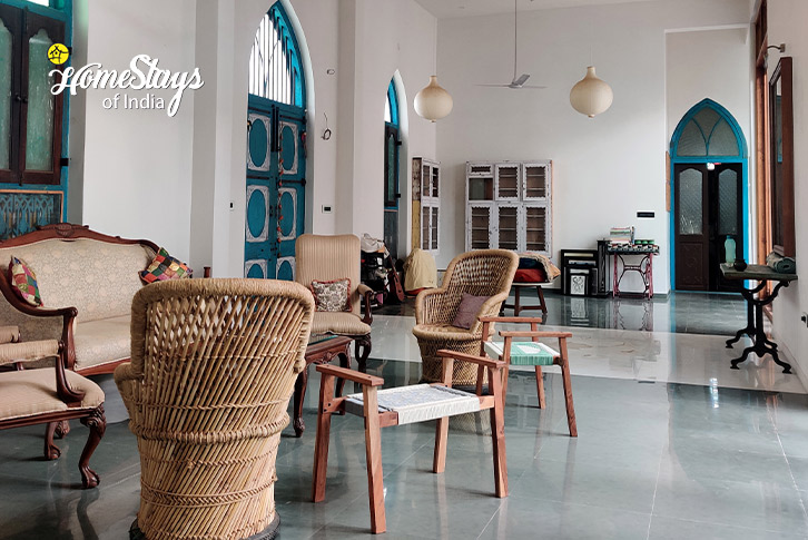 Living-Area-The Creative Canvas Homestay-Udaipur.