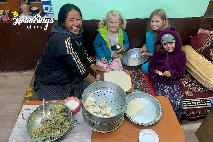 Making-Momos-Likir-Homestay-Ladakh