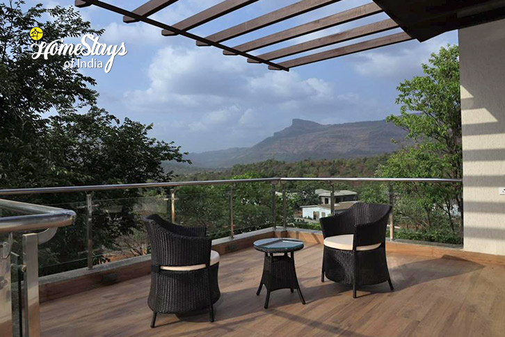 Mountain-View-from-Balcony-The-Countryside-Villa-Khandala-Valley1