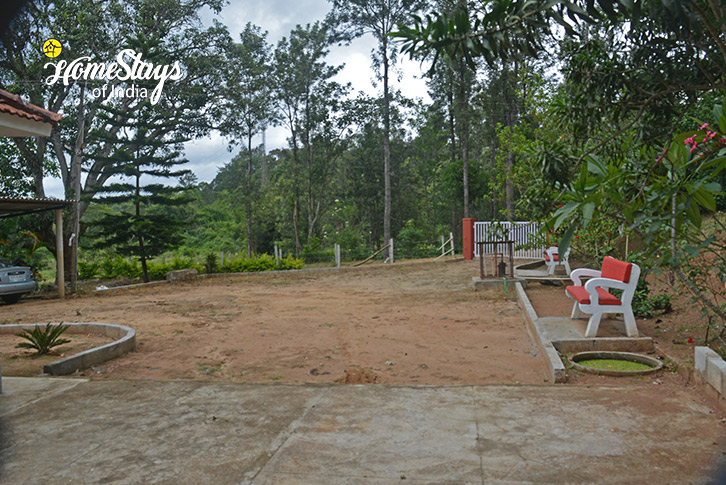 Open-Sitting-Area-Birds and Brews Homestay-Suntikoppa, Coorg