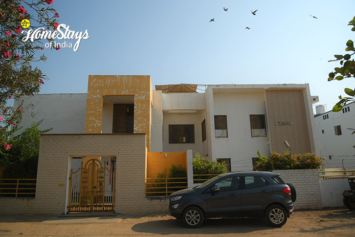 Out-Side-View-Solitaire Bungalow, Mandvi-Kutch