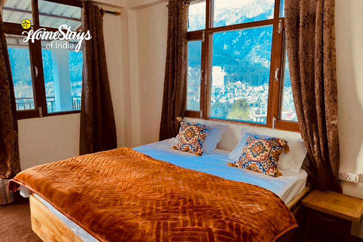 Premium-Room-3.2-Panorama Peaks Homestay-Manali