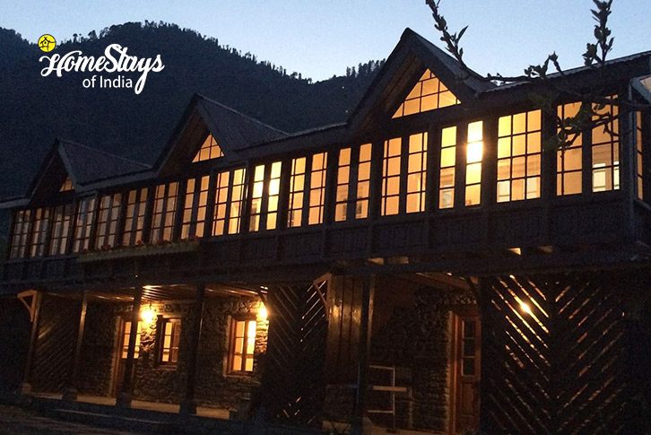 Exterior-2-Raison Homestay-Kullu