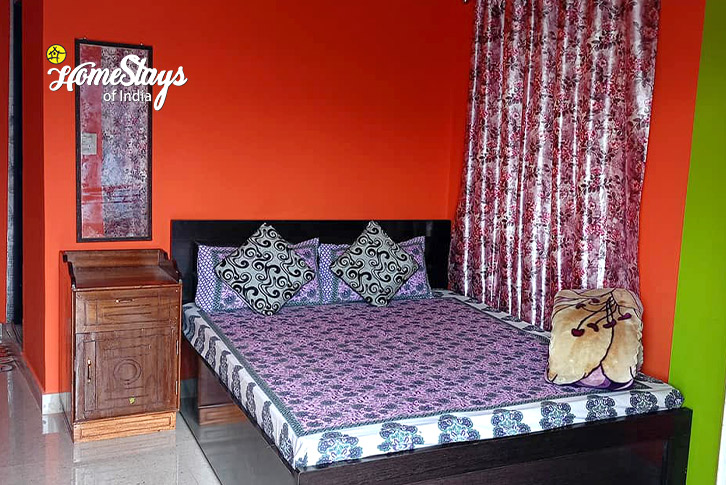 Room-1-Emerald Escape Homestay, Jaldhaka