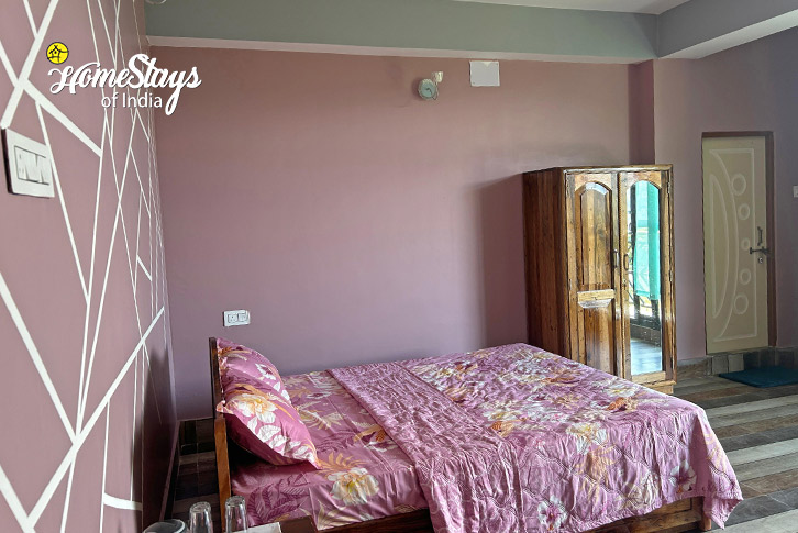 Room-1.1-Soulful Peaks Homestay-Tadong-West Sikkim