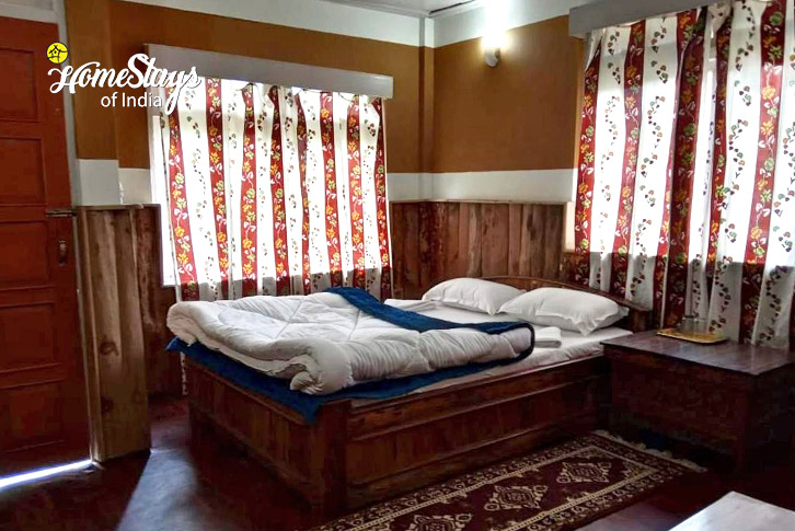 Room-2-Mountain Bloom Homestay-Pelling