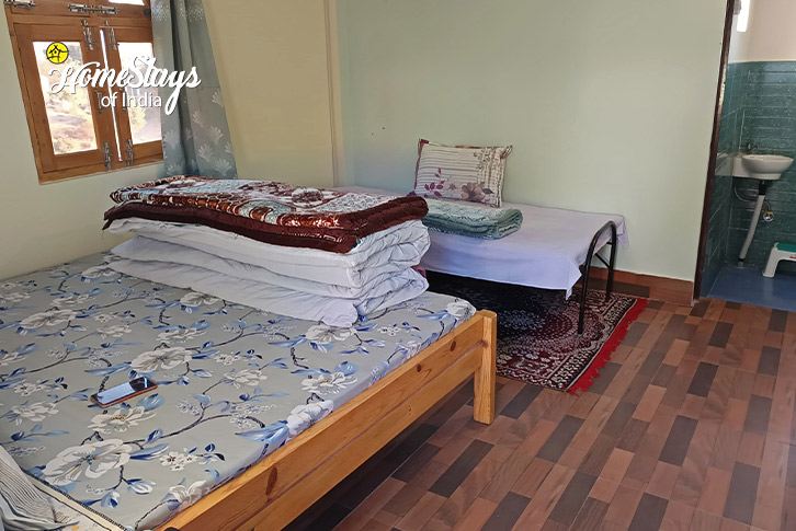 Room-3-Temple Town Homestay-Dwarahat