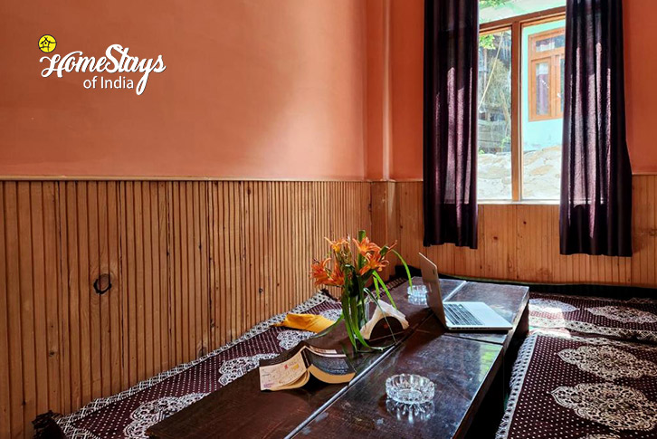 Sitting-Hidden Trails Homestay-Shangarh