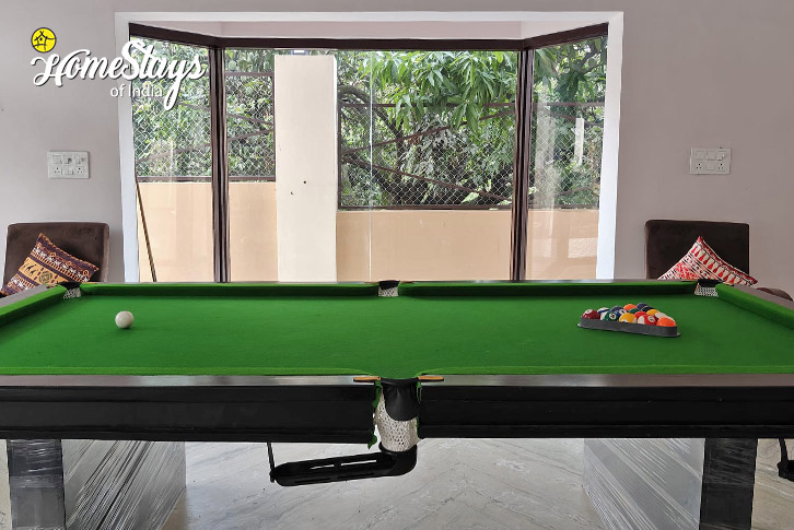 Snooker-Game-For Rest Homestay-Ramnagar