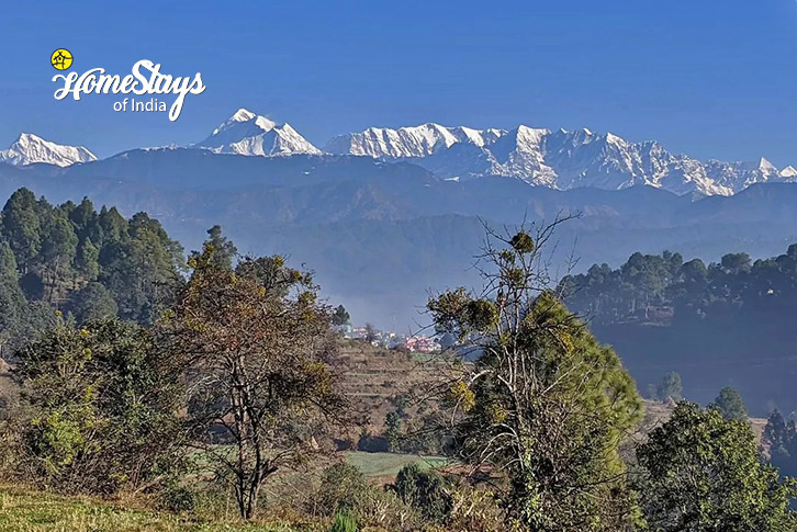 Snow-Capped-Mountain-view-Dreamy Dawn Homestay-Kausani