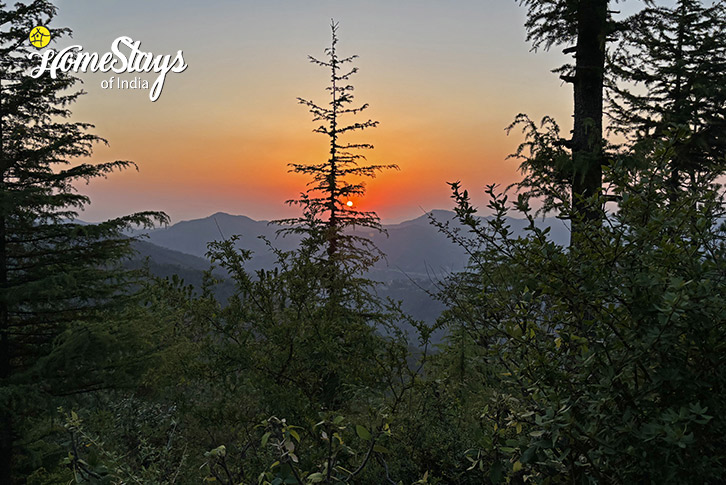 Sunset-View-Hillside Harmony Homestay-Chail